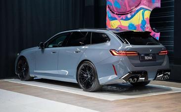 BMW M5 Touring — photo 10