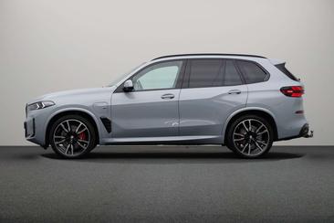 BMW X5 XDrive50e — photo 9