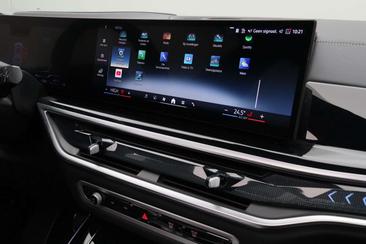 BMW X5 XDrive50e — photo 15