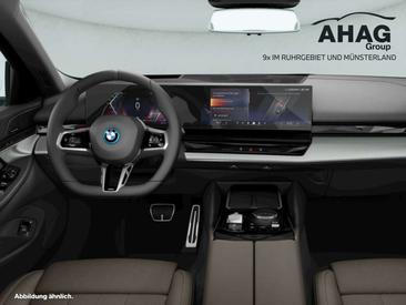BMW I5 Touring EDrive40 — photo 4