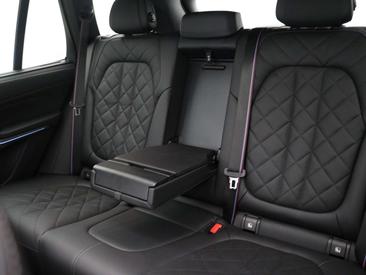 BMW X5 XDrive50e — photo 8