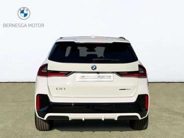 BMW IX1 EDrive20 — photo 5