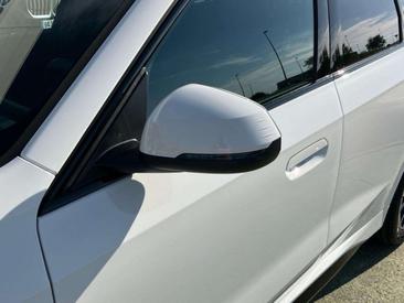 BMW IX1 EDrive20 — photo 14