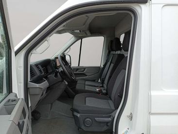 Volkswagen Crafter — photo 9