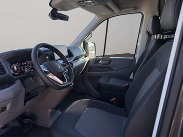 Volkswagen Crafter — photo 9