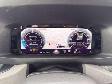 Volkswagen Crafter — photo 11