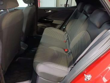 Volkswagen ID.3 — photo 6