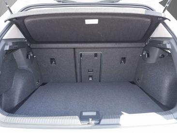 Volkswagen Golf Style — photo 6