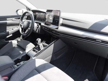 Volkswagen Golf Style — photo 8