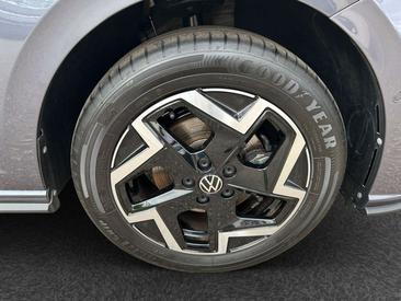 Volkswagen Polo R-Line — photo 11