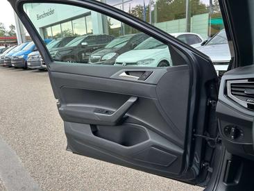 Volkswagen Polo R-Line — photo 15