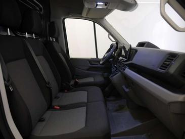 Volkswagen Crafter — photo 4
