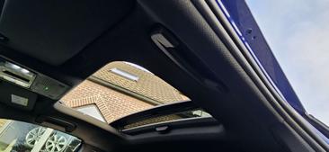 Volkswagen Golf R — photo 15