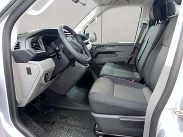 Volkswagen Transporter — photo 8