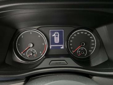 Volkswagen Transporter — photo 10