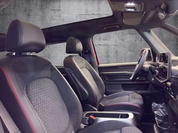 Volkswagen ID. Buzz 4Motion GTX — photo 9