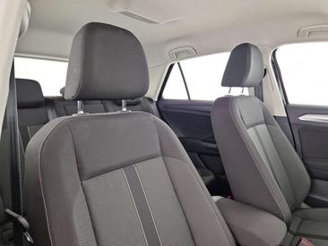 Volkswagen T-Roc TDI Life — photo 12