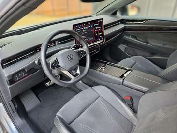 Volkswagen ID.7 Tourer Pro S — photo 12