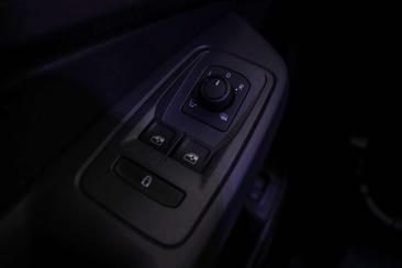 Volkswagen Caddy EHybrid Limited Edition — photo 9