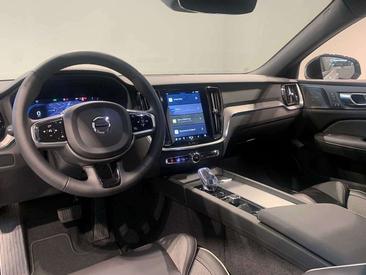 Volvo S60 B4 Plus — photo 4