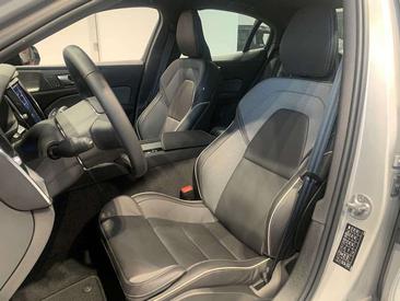 Volvo S60 B4 Plus — photo 5