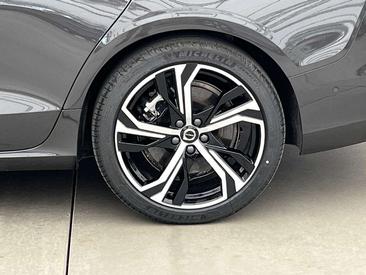 Volvo V60 T6 Plus — photo 4