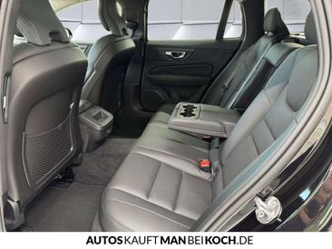 Volvo V60 B4 Plus — photo 6