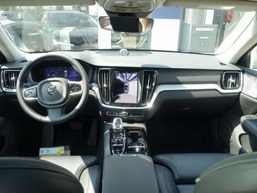 Volvo V60 T8 Recharge — photo 16