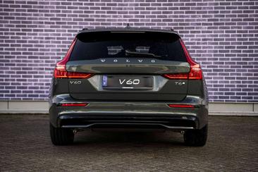 Volvo V60 T6 Recharge — photo 9