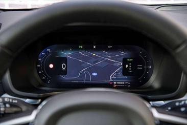 Volvo V60 T6 Recharge — photo 13