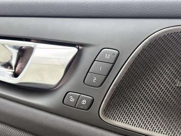Volvo V60 T6 Recharge Plus — photo 10