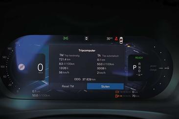 Volvo V90 T8 Recharge — photo 12