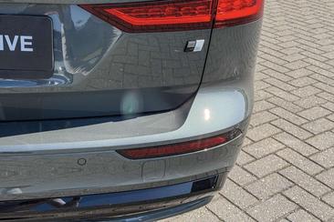 Volvo V60 T8 Recharge Plus — photo 9