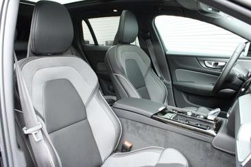 Volvo V60 T6 Recharge Plus — photo 14