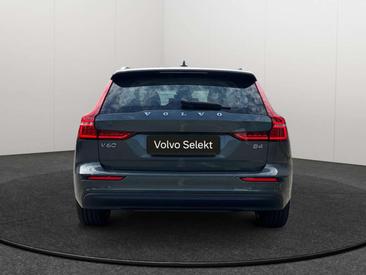 Volvo V60 B4 Core — photo 6