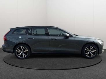 Volvo V60 B4 Core — photo 7