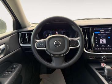 Volvo V60 B4 Core — photo 12