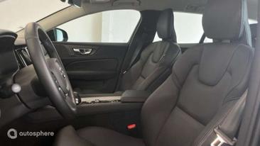 Volvo V60 B4 Plus — photo 12