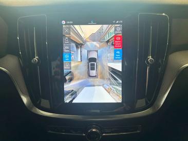 Volvo V60 B4 Plus — photo 11