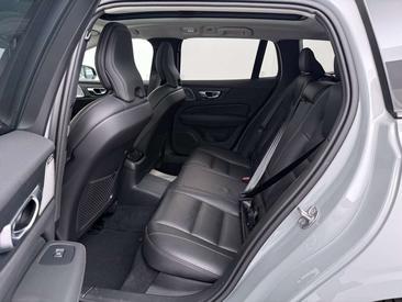 Volvo V60 T6 Recharge — photo 15