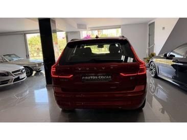 Volvo XC60 B4 Core — photo 5