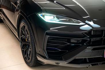 Lamborghini Urus — photo 12
