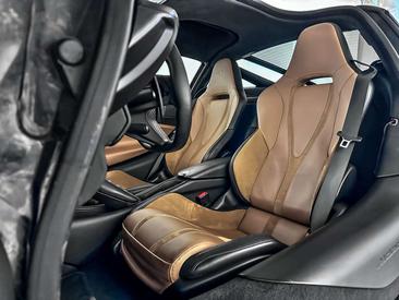 McLaren 750S — photo 8