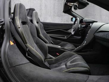 McLaren 750S Spider — photo 6
