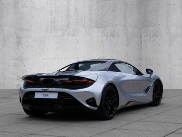 McLaren 750S Spider — photo 12