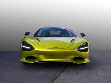 McLaren 750S — photo 2