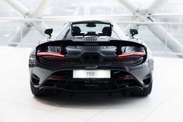 McLaren 750S Spider — photo 13