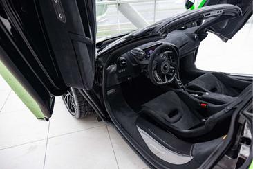 McLaren 750S Spider — photo 15
