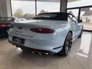 Bentley Continental GTC — photo 12