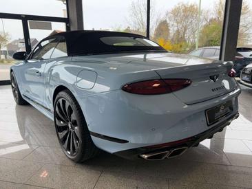 Bentley Continental GTC — photo 15